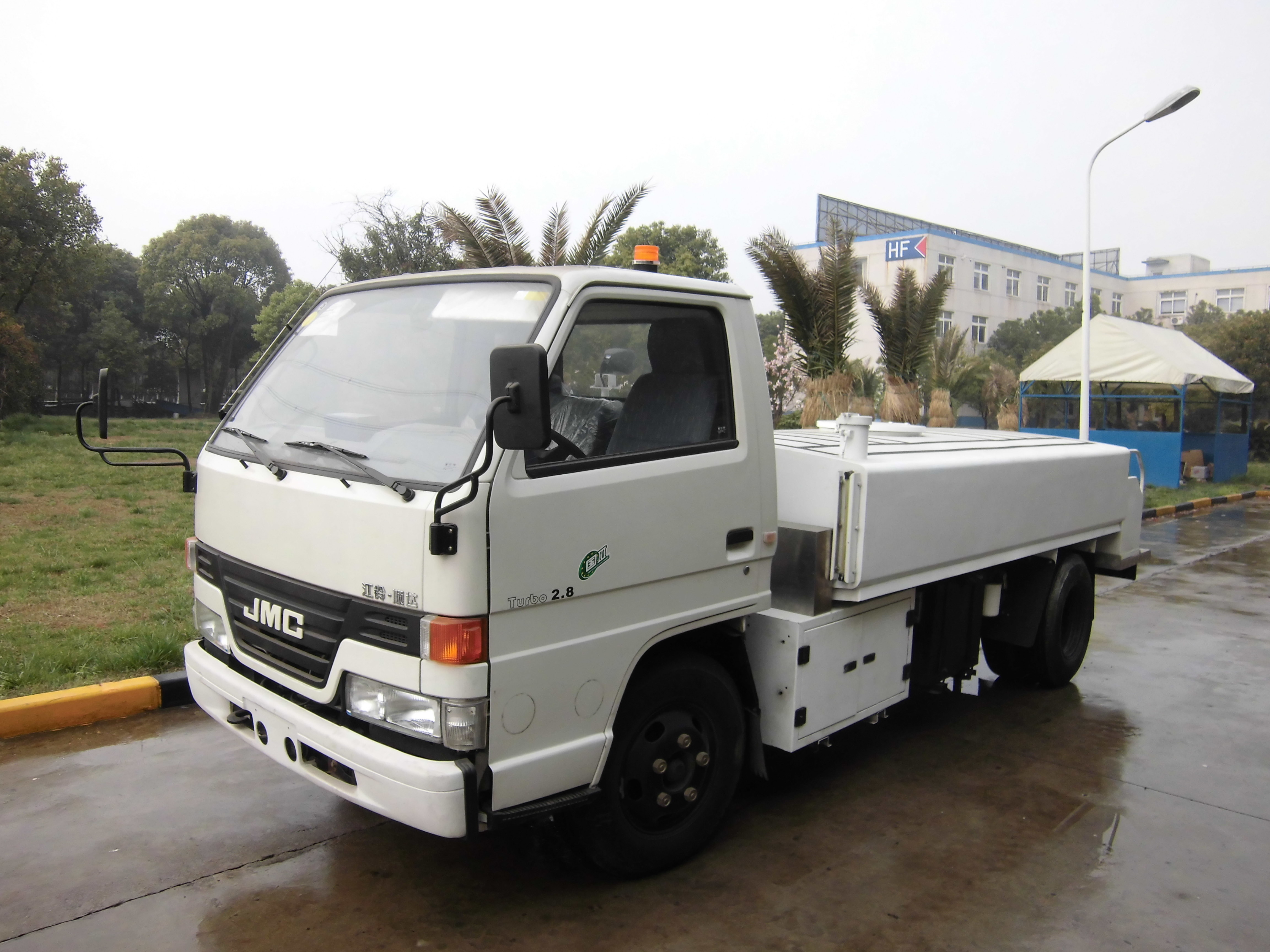 Wholesale Eco Friendly Liquid Waste Truck , Sewage Cleaning Truck ISO Approved from china suppliers
