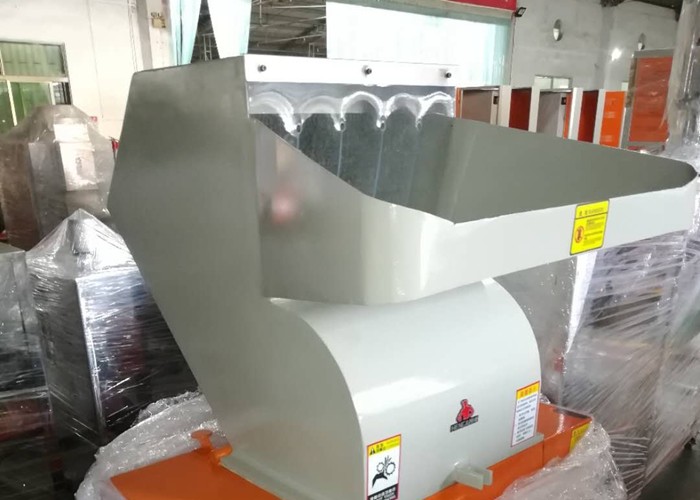 Wholesale 1200 KG / Hr Glassfiber Plastic Bottle Crusher For Recycling Process / Plastic Shredder Machine from china suppliers
