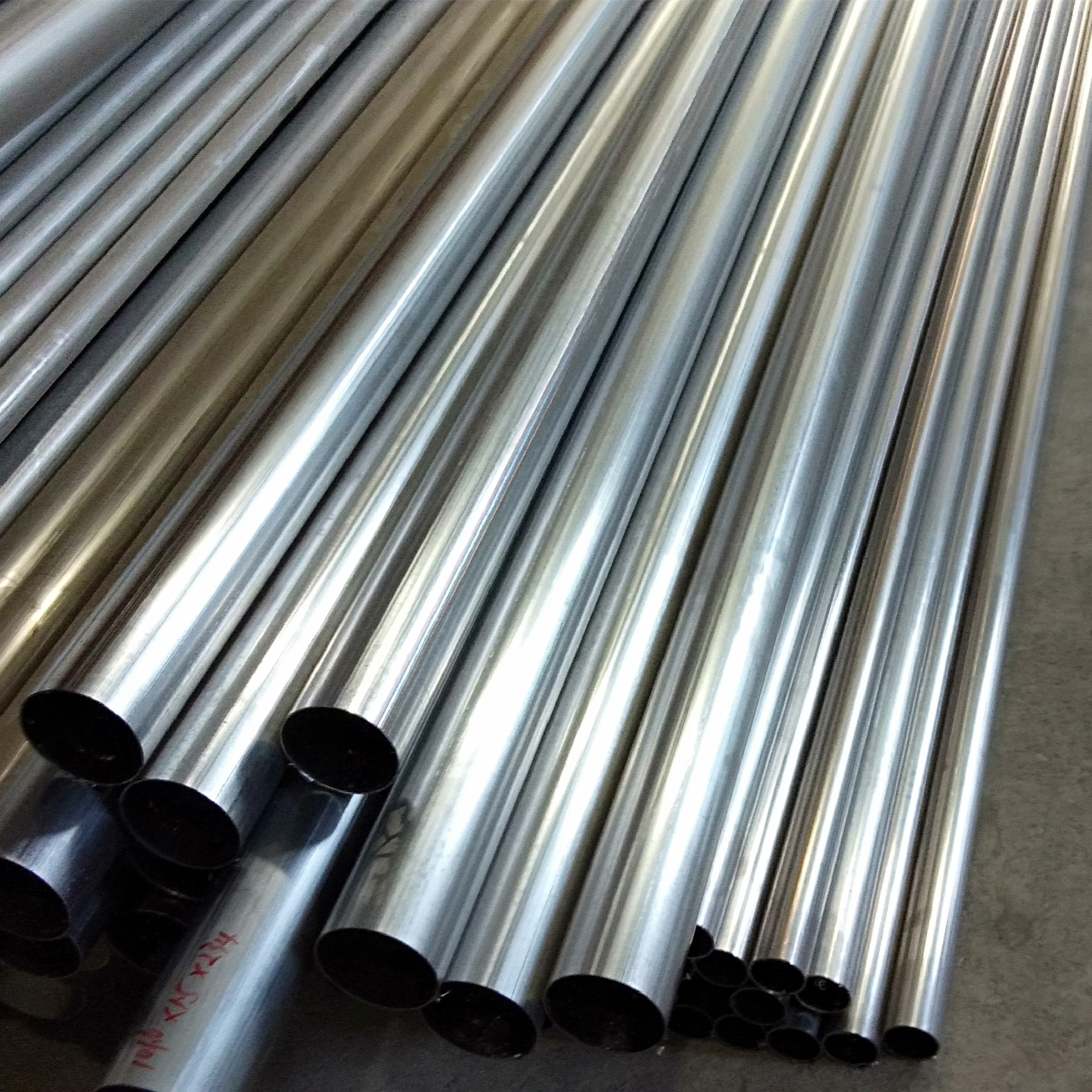 Wholesale 409l Ss Welded Pipe 60*1.2*5800mm Astm A268 409 Grade En 10088-2 1.4512 from china suppliers