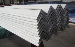 Wholesale ASTM A479 304 Stainless Steel Angle Bar 50x50x5 With Slit Edge from china suppliers