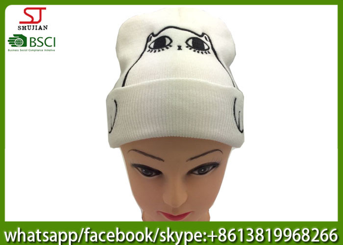 Wholesale Chinese manufactuer cat hawk embroidered winter knitting patterns for hat cap 50g 20*22cm 100%Acrylic keep warm from china suppliers