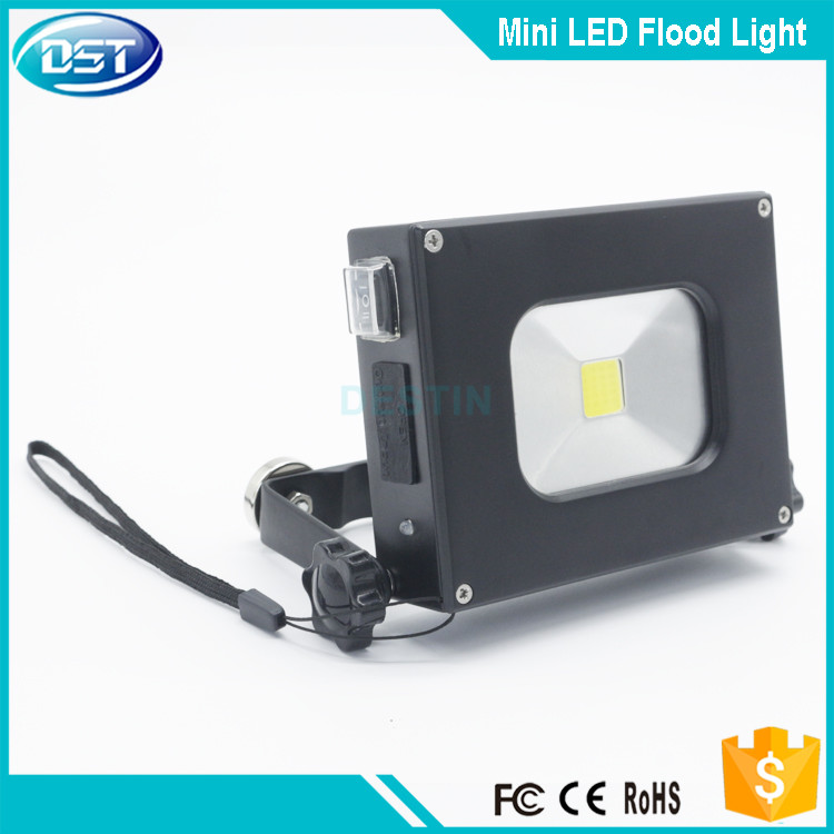 Wholesale led 10w flood light gold 3.7V 4000mAh led flood light Mobile power from china suppliers