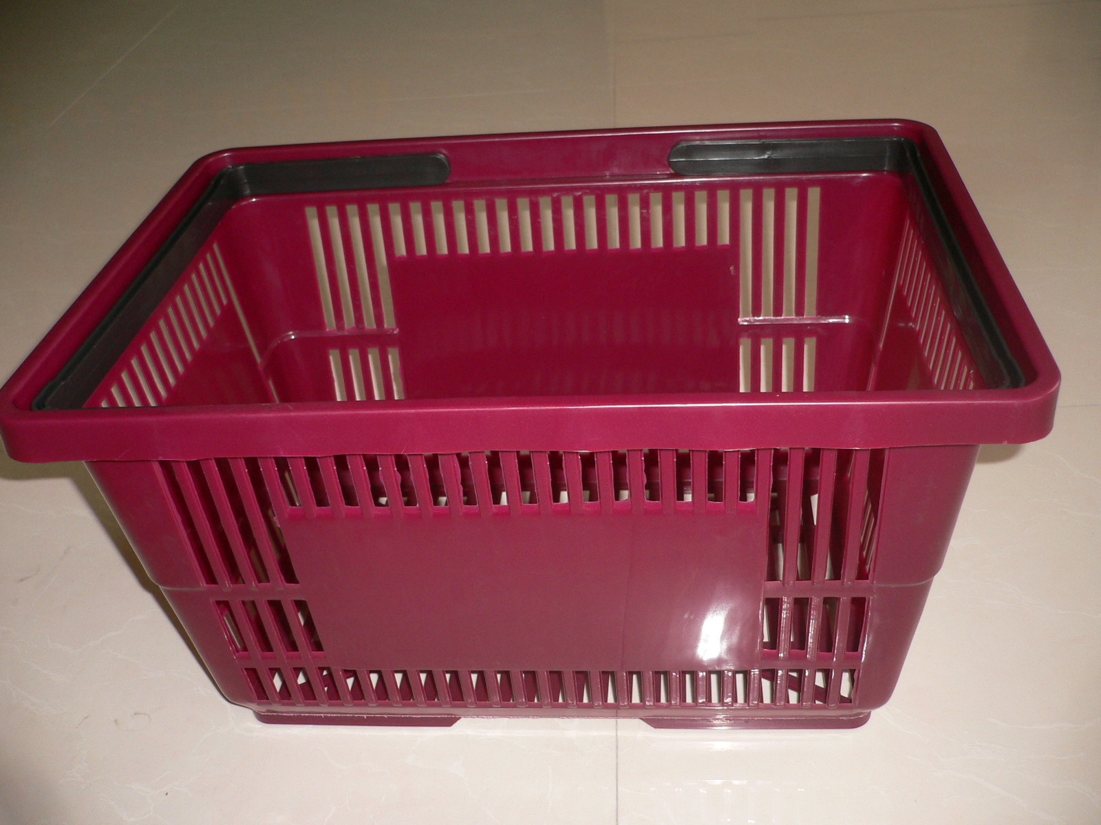 Wholesale Stackable Large Grocery Plastic Shopping Basket With Double Handles from china suppliers