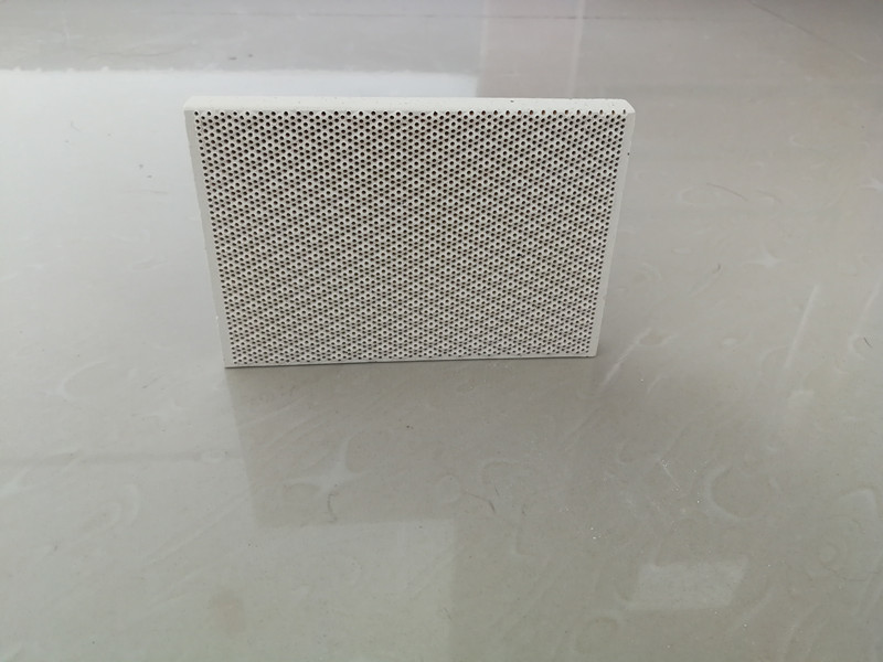 Wholesale Cordierite BBQ Ceramic Heat Plates , Porcelain Heat Plate 132 * 92 * 13mm from china suppliers