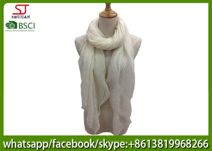 Wholesale China factory direct supply crinkle white wrinkle spring summer thin scarf100*180cm 100% Polyester pashmina keep fashion from china suppliers