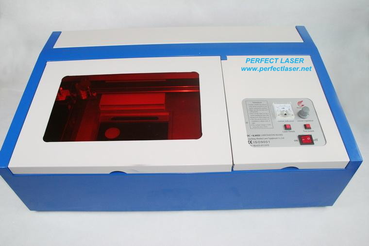 50w / 40w CO2 Laser Engraver / Mini Laser Rubber Stamp Engraving Machine