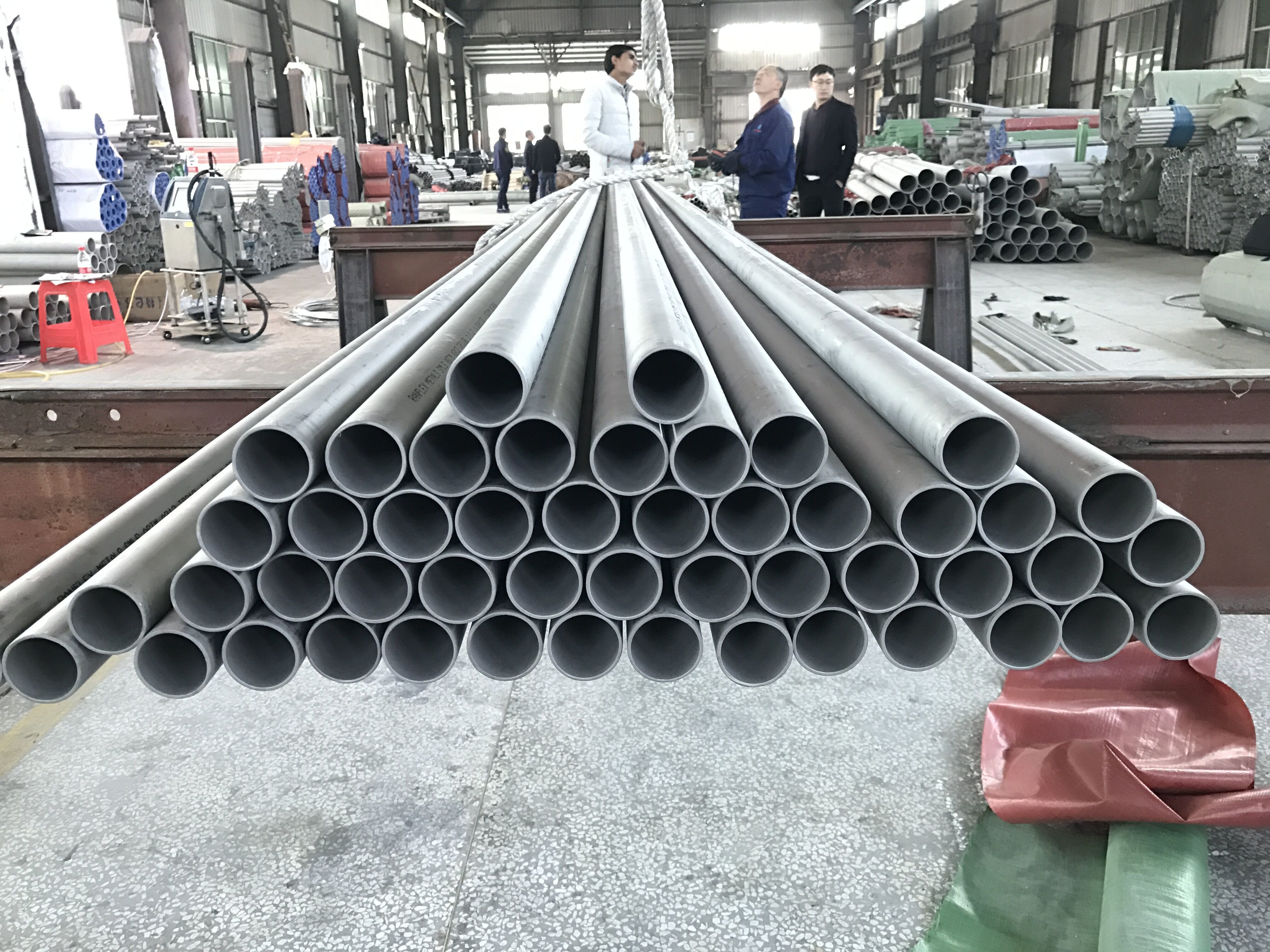 Wholesale TP304 Stainless Steel Round Pipe , Anti Corrosion Seamless Steel Pipe from china suppliers