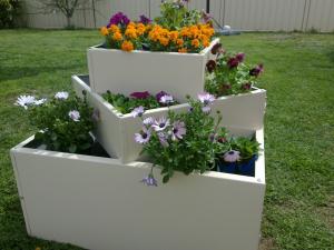 tin planter boxes images - tin planter boxes