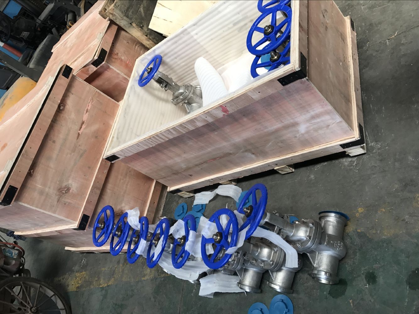 Wholesale ASME B16.34 GATE VALVE CASTING STEEL MATERIAL WCB WCC; A217 WC6、WC9 from china suppliers