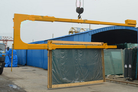 Safety Loading & Unloading U Shaped Glass Crane 3660mm Max Seaming Size