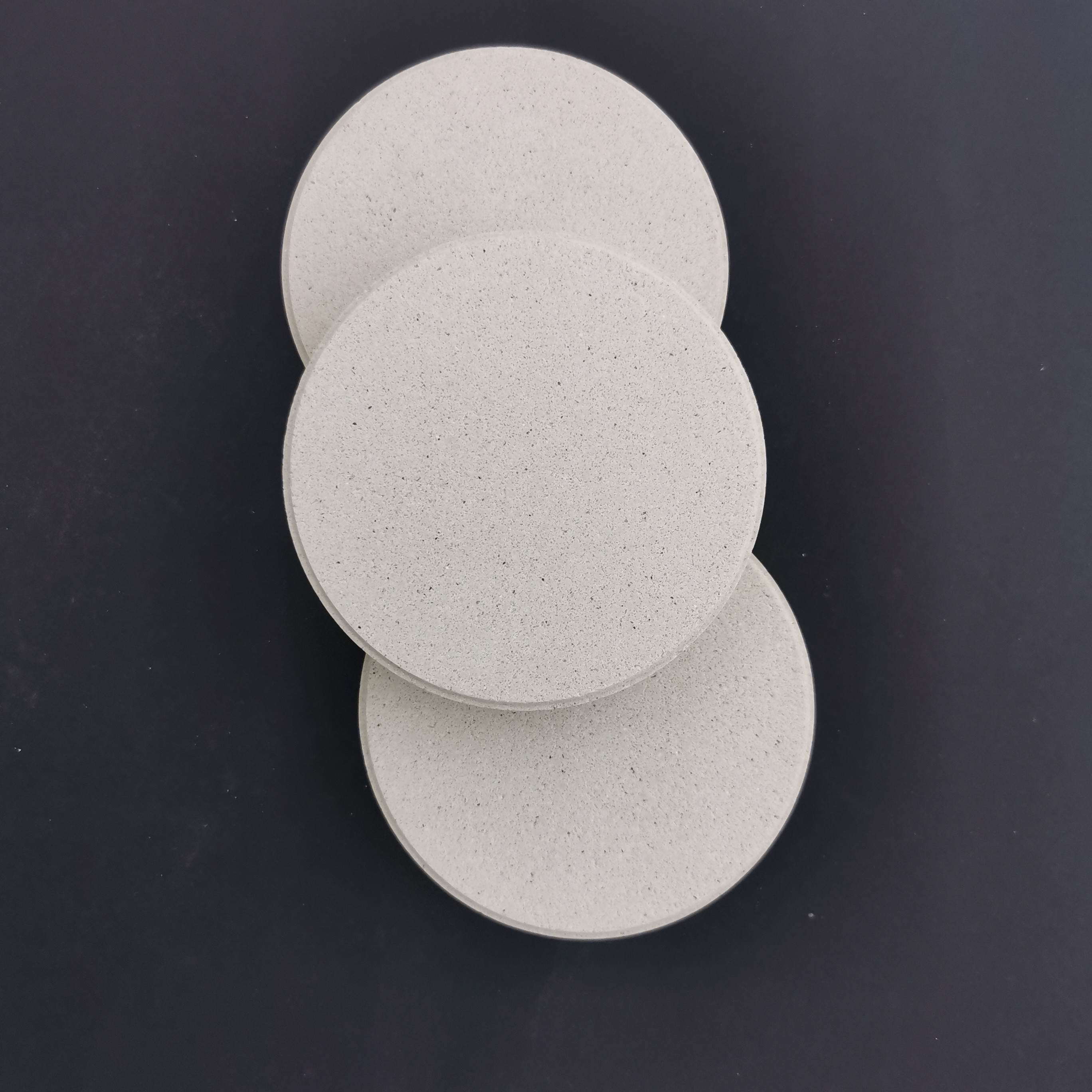 Wholesale High Thermal Shock Resistance  Cordierite ceramic setter plate for powder metallurgy from china suppliers