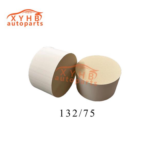 Ceramic Carrier Anisotropic High-Quality Three-Way Catalytic Filter Element Euro 1-5 Model: 132*75