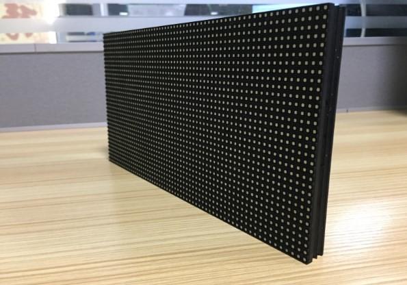 Quality Custom Outdoor Led Video Wall 1R1G1B 3 In 1 P4mm LED Display for sale