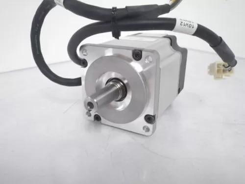 Quality R88M-G20030H-Z OMRON Servo Controller With Incremental Encoder for sale