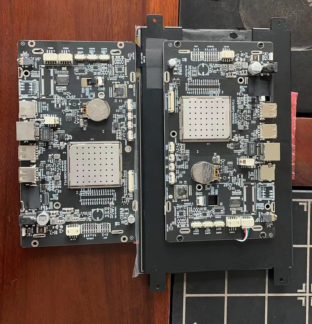 10.1 and 7 inch TFT display with mainboard and GSM and WIFI and GPS Android 10 , resolution 1024*768
