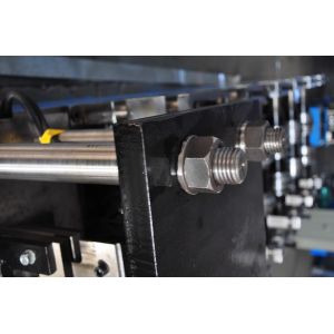 Light Weight Stud Roll Former Machine With Continuous Punching System