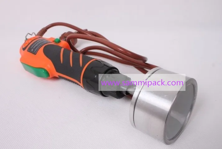 SM-II food and beverage application plastic bottle capping machine