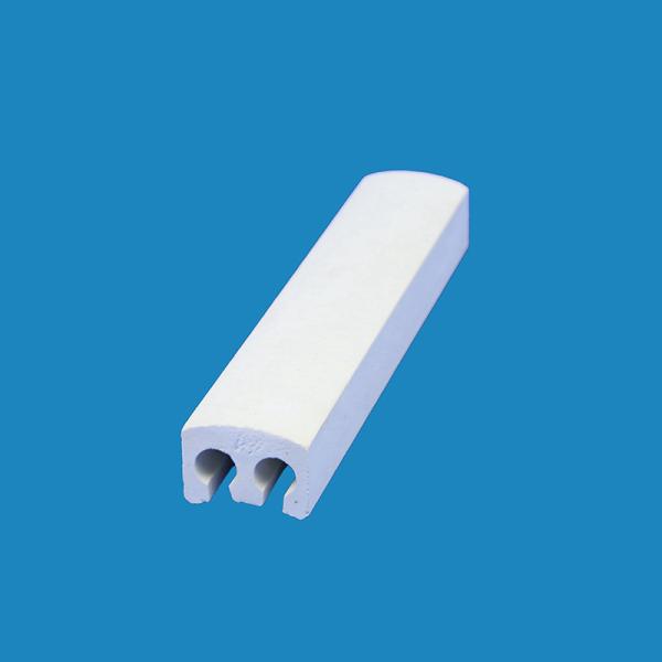 1550℃ Refractory Ceramics High Temperature Resistance Corundum Mullite Productions