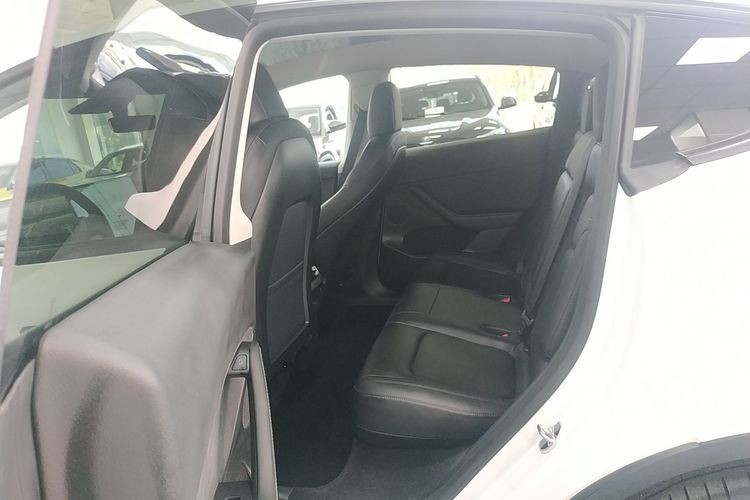 Electric Car With Low Speed Electric Car Equipped With 72V 3.5KW Motor
