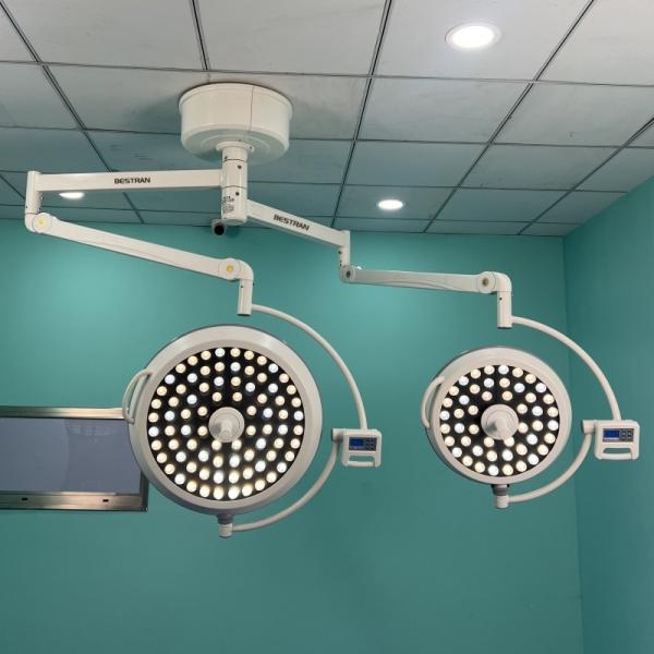 Quality Durable Energy Efficient Surgical Lights For Long Term Use In Operating Rooms for sale