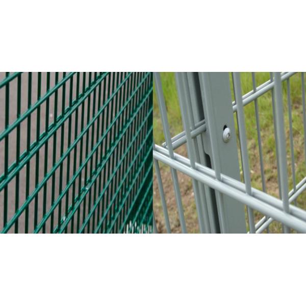 1.5mm Double Horizontal Wire Fence Ral 6005 Residential Pvc Coated Green