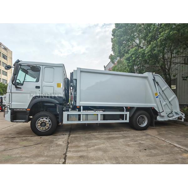 HOWO Garbage Truck Compactor 4x2 Euro 2 Waste Disposal Garbage Rear Loader Truck Green Diesel Model New