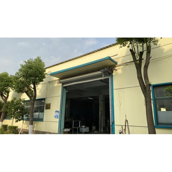 300mm Round Bottle Labeling Machine With Stainless Steel Housing