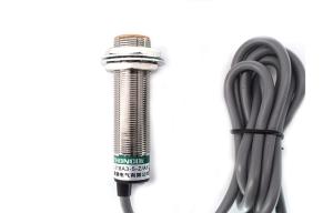 Three Wires Proximity Sensor NPN Type Oil Prevention With CE Certification