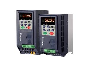 China 220V 5.5KW 7.5KW Solar Pump Inverter VFD Single Phase Input Output on sale