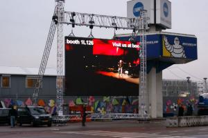 China Lightweight full color P4 led outdoor display board 5 years warranty outdoor advertising led display screen on sale