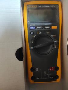 China FLUKE 179 True RMS Digital Multimeter with Built-In Thermometer Cutting-Edge Analytical Instrument Technology on sale