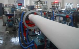 China Full Automatic Running Epe Foam Making Machine Computerized Tandem Extruder on sale