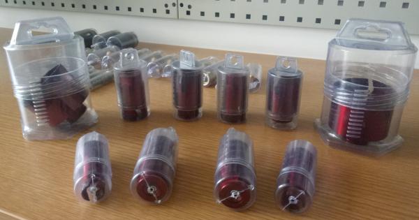Quality Vacuum Brazed Core Drill Bit , M14 Diamond Core Bit Red Color High Speed for sale
