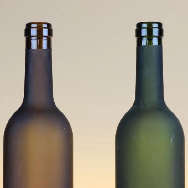 Airtight Food Storage Green Frosted Round Glass Bottles 500ml 750ml in Glass Material