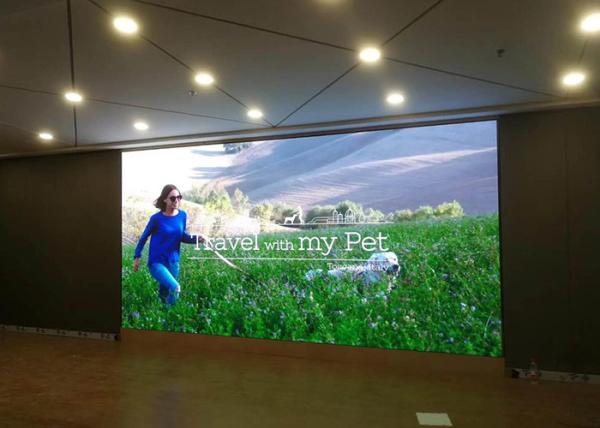 Quality High Resolution Seamless Splicing Indoor LED Video Wall Panel Office for sale