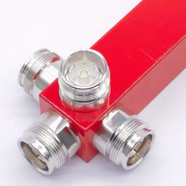 Ultra Wideband 3 Way Low Pim Reactive High Power Splitter 350-3800MHz 4.3-10 F