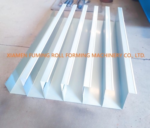 Profile Trim Ridge Cap Roll Forming Machine Powerful High Precision