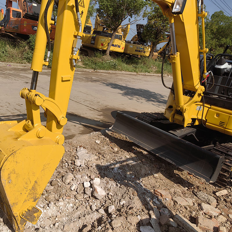Farm Machinery Used Mini Komatsu Pc30 Excavator Digger Made In Japan