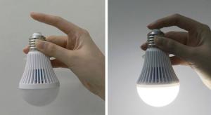 China CE Certificate Smart Emergency Rechargeable LED Bulb 5W/7W/9W/12W E27 on sale