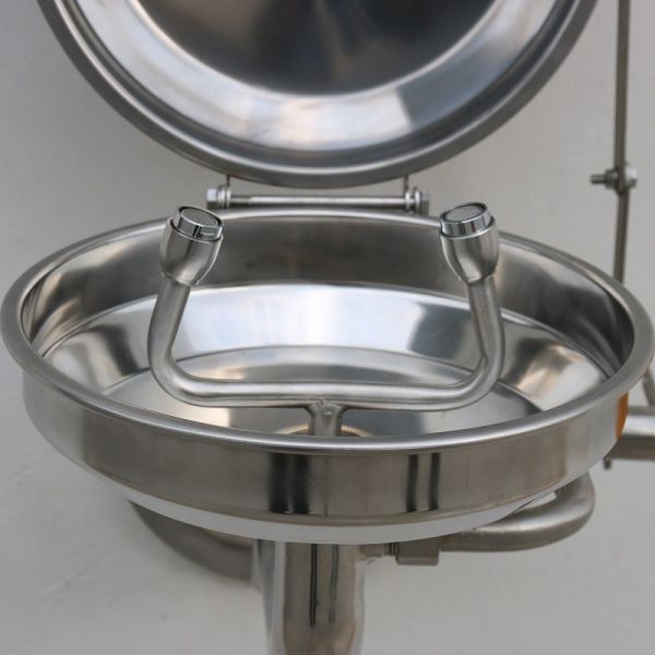 Wall-mounted type stainless steel cover eye washer, eye wash station, auto open eye wash station with round bracket