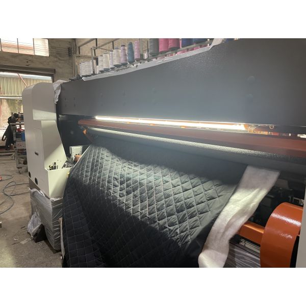 Bedding 96 Inches Multi Needle Quilting Machine Lock Stitch Industrial