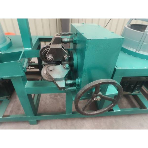 Outlet 2.8mm Steel Wire Drawing Machine Speed 280m Per Min Plc