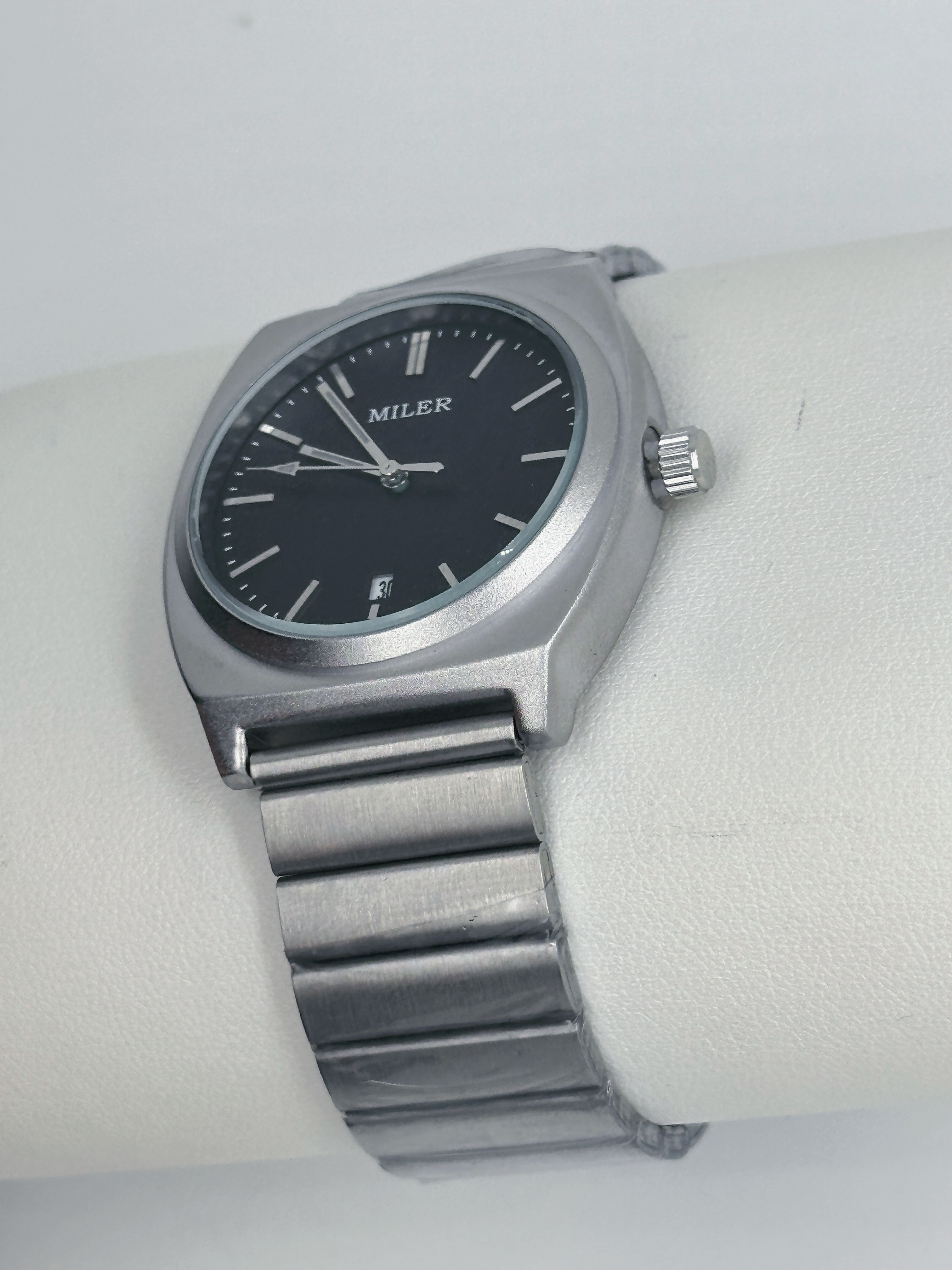 Luminous Silver Stainless Steel Strap Watch 30M Waterproof Chronograph Quartz Watches