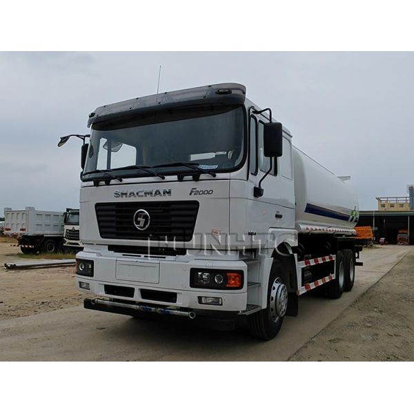 Shacman Oil Tanker Truck 6X4 20000 Liters Diesel Tanker Truck With Fuel Dispenser For Sale