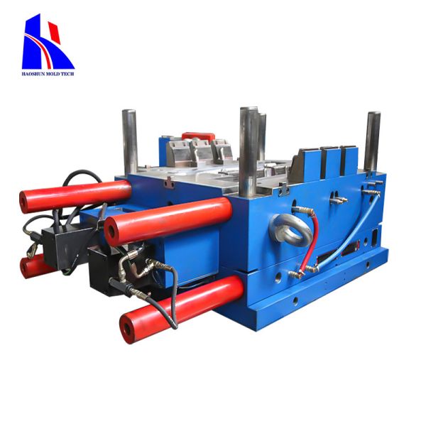 Multi Cavity Toolmaking Services , SD Pin Point Gate Injection Molding Mould