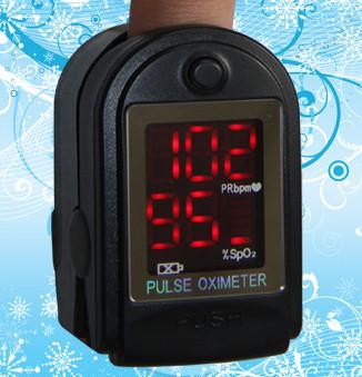Quality Oximeter Oxygen Saturation Fingertip Pulse Oximeter Hand Held For Child for sale