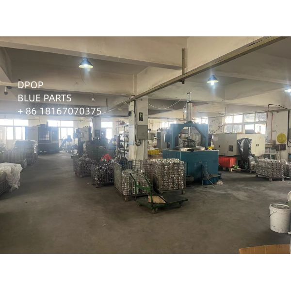 Mercedes-Benz Truck Water Pump 4222001301 for OM422 OM423 Engines