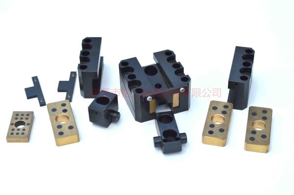 Quality Small Plastic Injection Mold Components , Side Core In Injection Moulding for sale