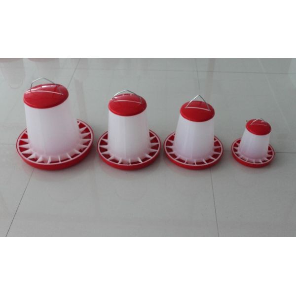 High Quality Poultry Farming Automatic Plastic Chicken Feeders and Drinkers QL603