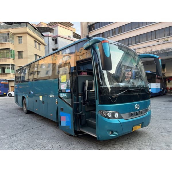 2017 Used Higer Bus Diesel Powered Used 40 Seater Bus For Public Transportation
